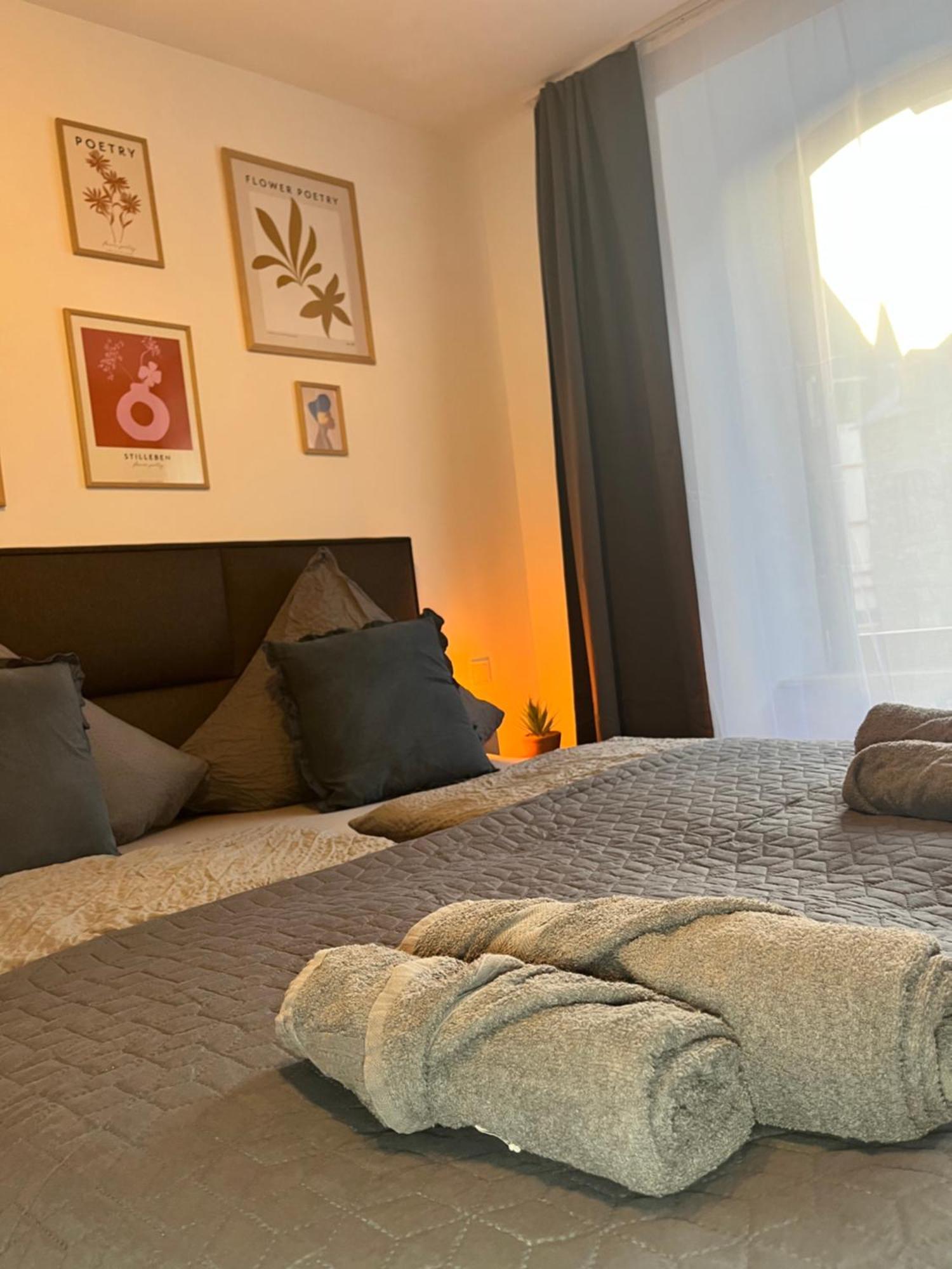 Ferienwohnung Bloom แบร์นคาสเทล-คืสท์ ภายนอก รูปภาพ